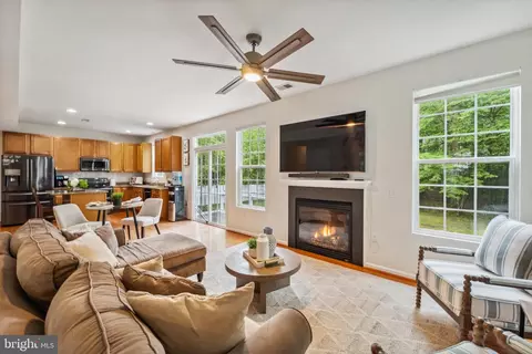 1407 James Way, Edgewater, MD 21037 photo 11