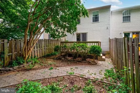 Exterior - 2506 Log Mill Ct, Crofton, MD 21114 photo 2 of 3