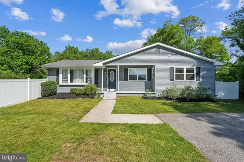 1808 Sara Ave, Severn, MD 21144