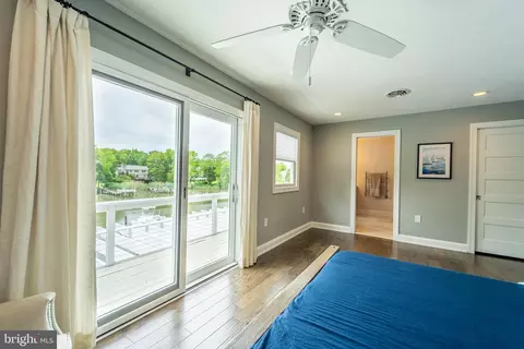 Bedroom - 3930 Cove Rd, Edgewater, MD 21037 photo 3 of 7