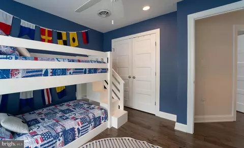 Bedroom - 3930 Cove Rd, Edgewater, MD 21037 photo 7 of 7