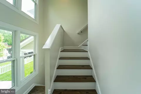 Entry Way - 3930 Cove Rd, Edgewater, MD 21037 photo 1 of 1