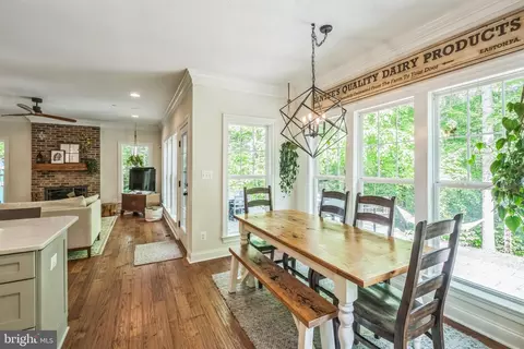 Dining - 166 Nutwell Rd, Deale, MD 20751 photo 1 of 1