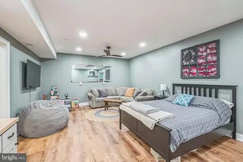 Bedroom - 166 Nutwell Rd, Deale, MD 20751 photo 1 of 5