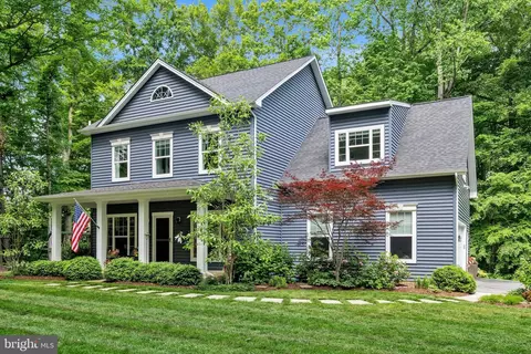 166 Nutwell Rd, Deale, MD 20751