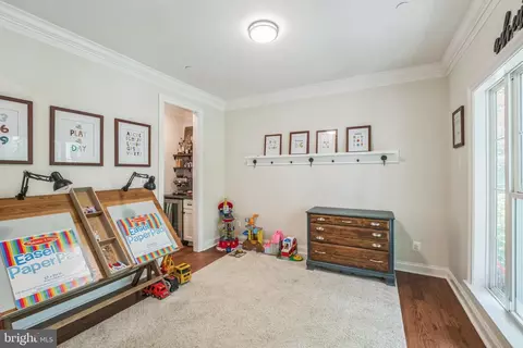 Entry Way - 166 Nutwell Rd, Deale, MD 20751 photo 4 of 5