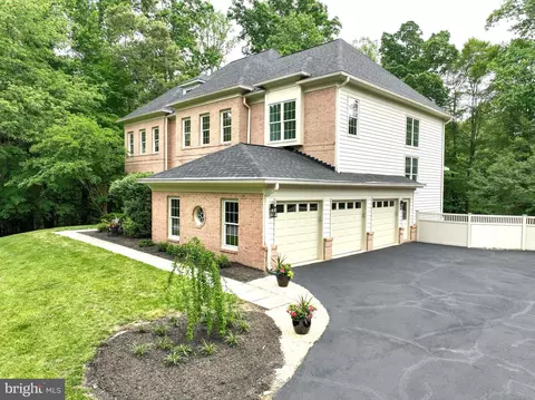 Exterior - 3452 Monarch Dr, Edgewater, MD 21037 photo 3 of 11