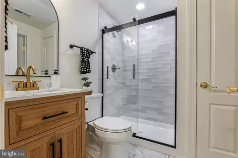 Bath - 3452 Monarch Dr, Edgewater, MD 21037 photo 11 of 12
