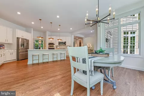 Dining - 3452 Monarch Dr, Edgewater, MD 21037 photo 3 of 4