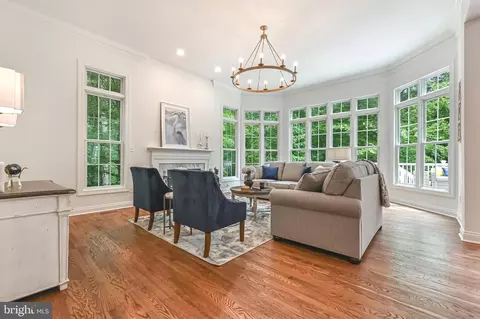 Living - 3452 Monarch Dr, Edgewater, MD 21037 photo 3 of 9
