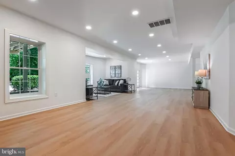 Living - 3452 Monarch Dr, Edgewater, MD 21037 photo 7 of 9
