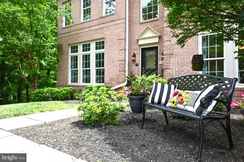 Exterior - 3452 Monarch Dr, Edgewater, MD 21037 photo 4 of 11