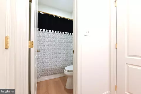 Entry Way - 3452 Monarch Dr, Edgewater, MD 21037 photo 12 of 16