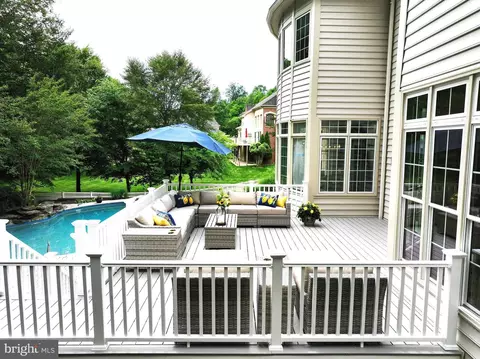 Exterior - 3452 Monarch Dr, Edgewater, MD 21037 photo 7 of 11