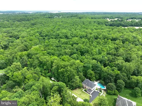 View/Area - 3452 Monarch Dr, Edgewater, MD 21037 photo 2 of 12