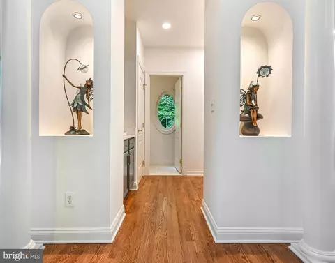Entry Way - 3452 Monarch Dr, Edgewater, MD 21037 photo 7 of 16