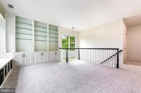 Living - 3452 Monarch Dr, Edgewater, MD 21037 photo 6 of 9