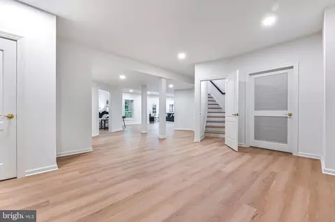 Entry Way - 3452 Monarch Dr, Edgewater, MD 21037 photo 14 of 16