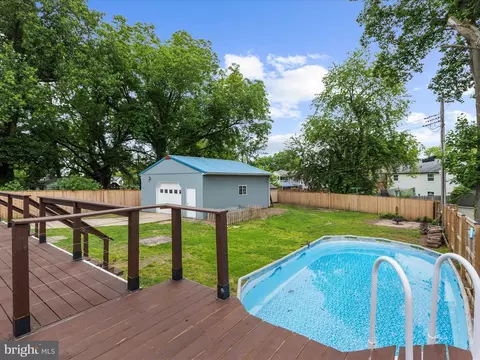 Exterior - 8475 Sexton Rd, Pasadena, MD 21122 photo 5 of 7