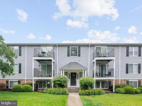 Exterior - 8036 D Abbey Ct #D, Pasadena, MD 21122 photo 2 of 7