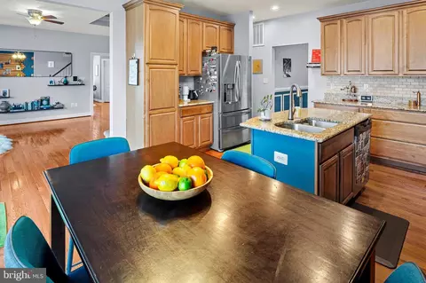 Kitchen - 7802 Harbor Rd, Pasadena, MD 21122 photo 4 of 4