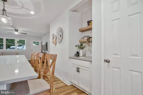 310 Claiborne Rd, Pasadena, MD 21122 photo 19
