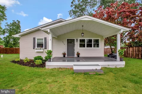310 Claiborne Rd, Pasadena, MD 21122