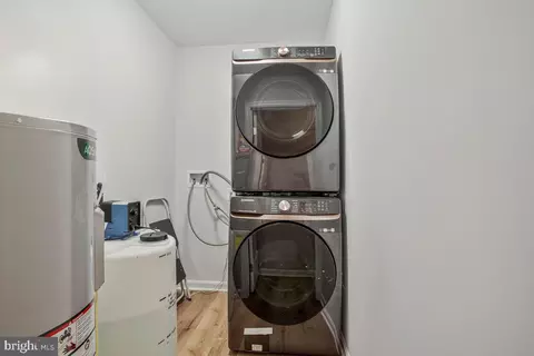 310 Claiborne Rd, Pasadena, MD 21122 photo 15