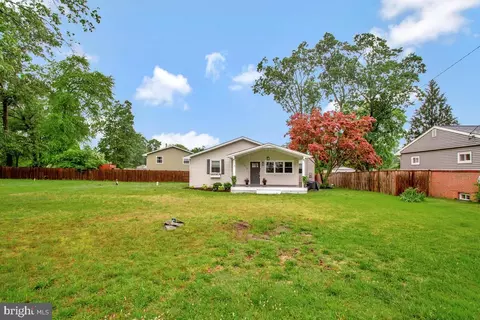310 Claiborne Rd, Pasadena, MD 21122 photo 3