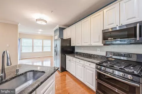 Kitchen - 3416 Barnhouse Dr, Edgewater, MD 21037 photo 1 of 5