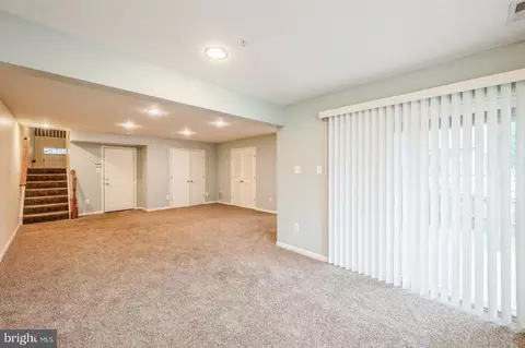 Living - 3416 Barnhouse Dr, Edgewater, MD 21037 photo 3 of 4