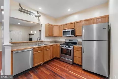 Kitchen - 2009 Braley Point Ct, Odenton, MD 21113 photo 1 of 1