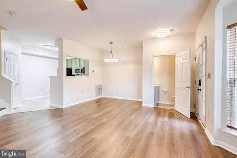 Living - 1915 Bulrush Ct, Odenton, MD 21113 photo 2 of 7