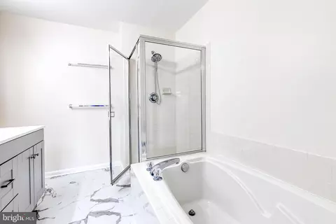 Bath - 1915 Bulrush Ct, Odenton, MD 21113 photo 1 of 4