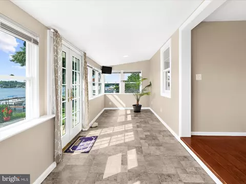 Entry Way - 336 Bar Harbor Rd, Pasadena, MD 21122 photo 3 of 3