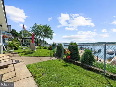 Exterior - 336 Bar Harbor Rd, Pasadena, MD 21122 photo 16 of 20