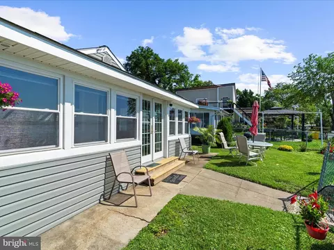 Exterior - 336 Bar Harbor Rd, Pasadena, MD 21122 photo 10 of 20