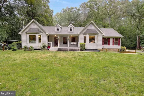 2119 Saint Heather Ln, Gambrills, MD 21054