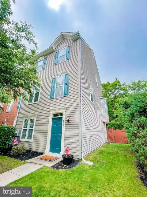 8168 Poinsett Ter, Pasadena, MD 21122