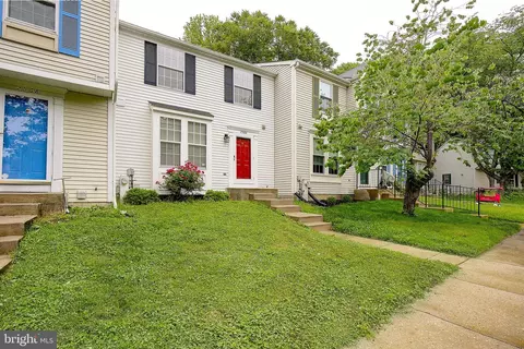 2566 Log Mill Ct, Crofton, MD 21114