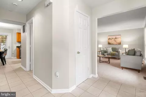 Entry Way - 1301 Saran Ct, Odenton, MD 21113 photo 2 of 6