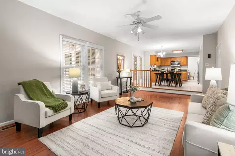 Living - 1301 Saran Ct, Odenton, MD 21113 photo 6 of 8