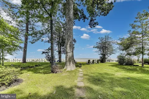 Exterior - 966 Walnut Ave, North Beach, MD 20714 photo 8 of 10