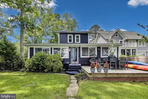 Exterior - 966 Walnut Ave, North Beach, MD 20714 photo 3 of 10