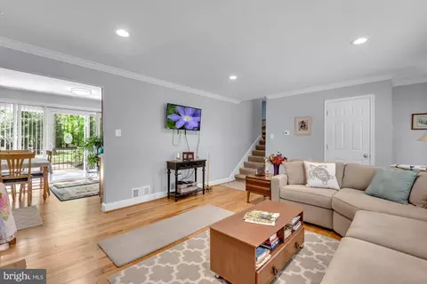 4097 Shoreham Beach Rd, Edgewater, MD 21037 photo 5