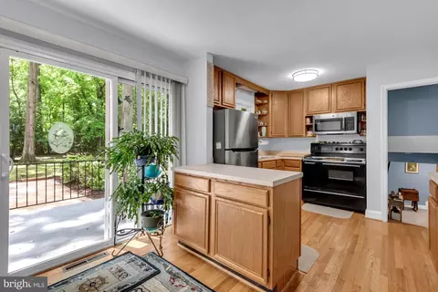 4097 Shoreham Beach Rd, Edgewater, MD 21037 photo 10