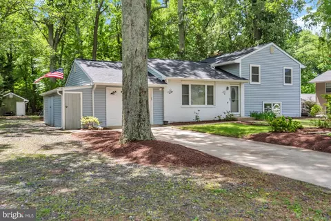 4097 Shoreham Beach Rd, Edgewater, MD 21037 photo 3