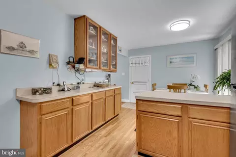 4097 Shoreham Beach Rd, Edgewater, MD 21037 photo 11