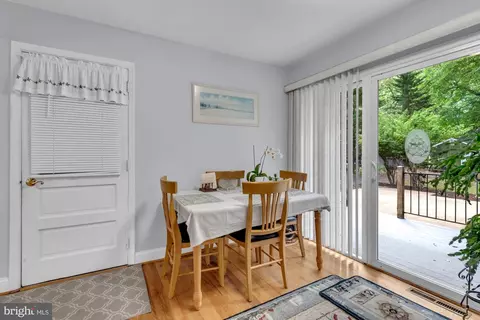 4097 Shoreham Beach Rd, Edgewater, MD 21037 photo 7