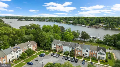 1328 Hollow Glen Ct, Curtis Bay, MD 21226